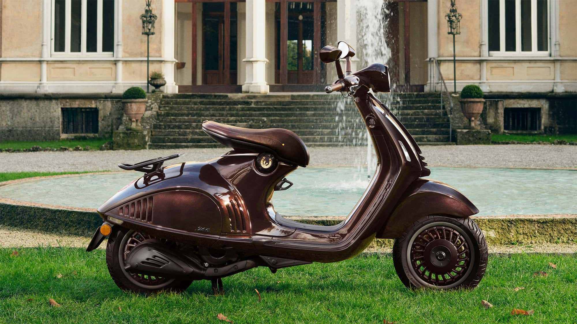 Vespa 946 Horse Limited Edition 2026